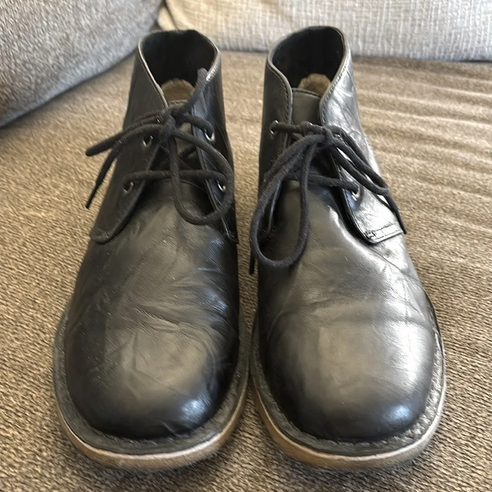 UGG men black